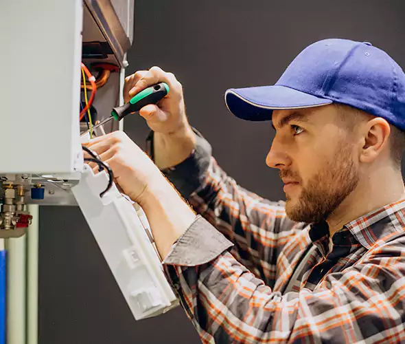 Expert Plumber for Tankless Water Heater Maintenance in Anniston, AL: Schedule Professional Maintenance Services with Us