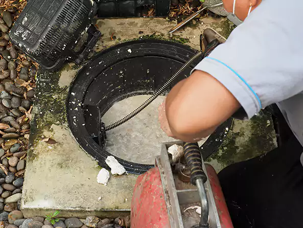 Why Choose Anniston Plumbers for Sewer Line Cleaning in Anniston, AL?