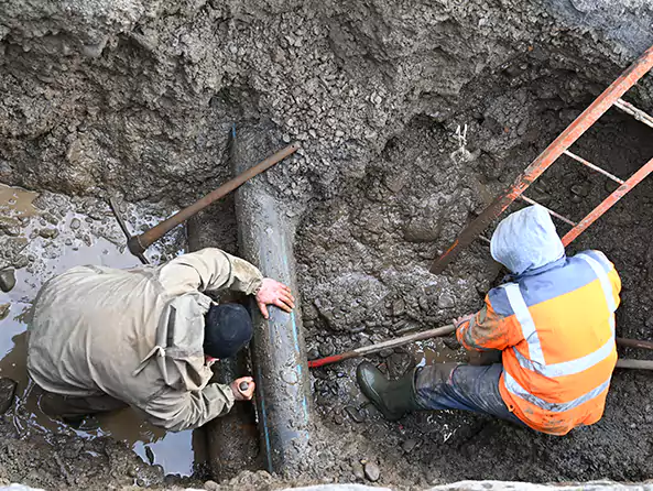 Why Choose Anniston Plumbers for Underground Pipe Repair in Anniston?