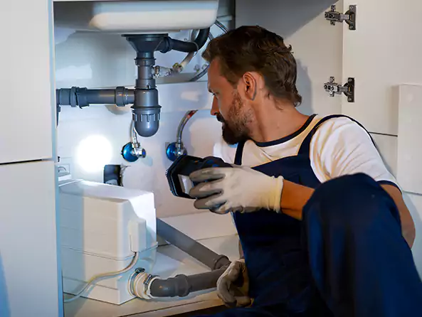 Why Choose Anniston Plumbers for Water Leak Repair in Anniston, AL?